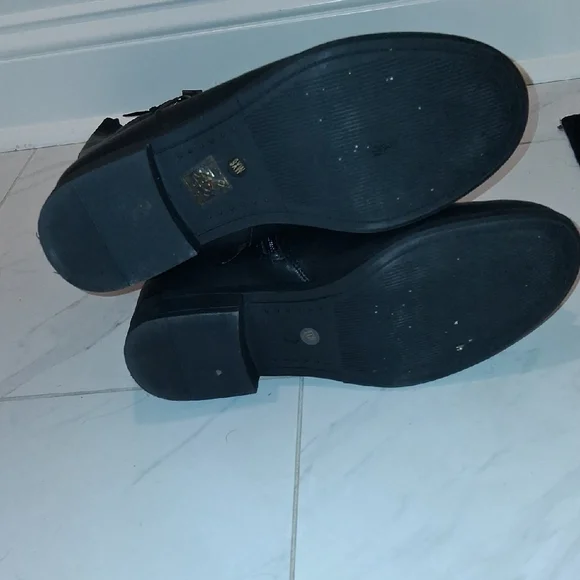 Stylish Black Faux Leather, Over the Knee Boots. Size 9Wide Calf, Lots Of Room - Picture 4 of 8